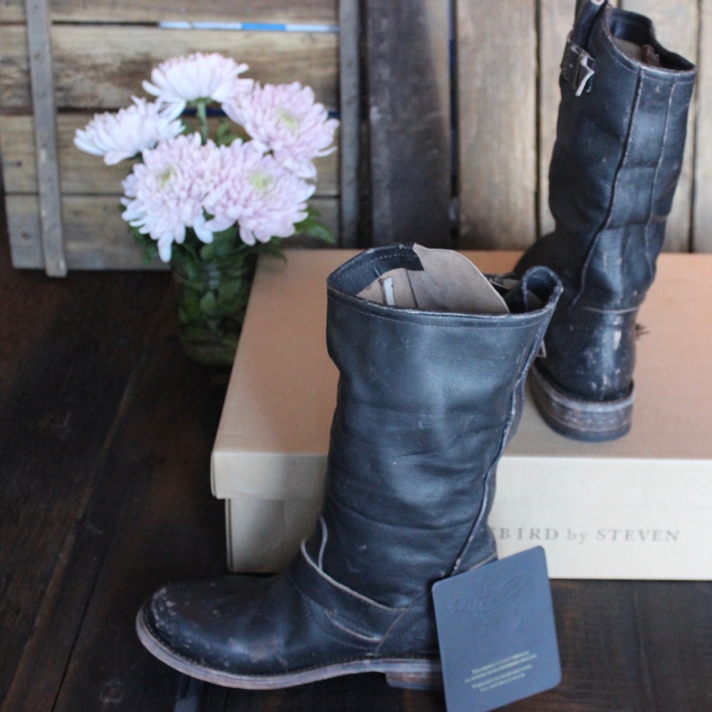 Last pair on Sale! Size 6 FREEBIRD-CROSBY BOOT - Picture 4 of 8